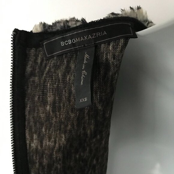 BCBGMaxAzria flattering textured tulum black/grey fun faux fur fitted top, xxs - Picture 10 of 16
